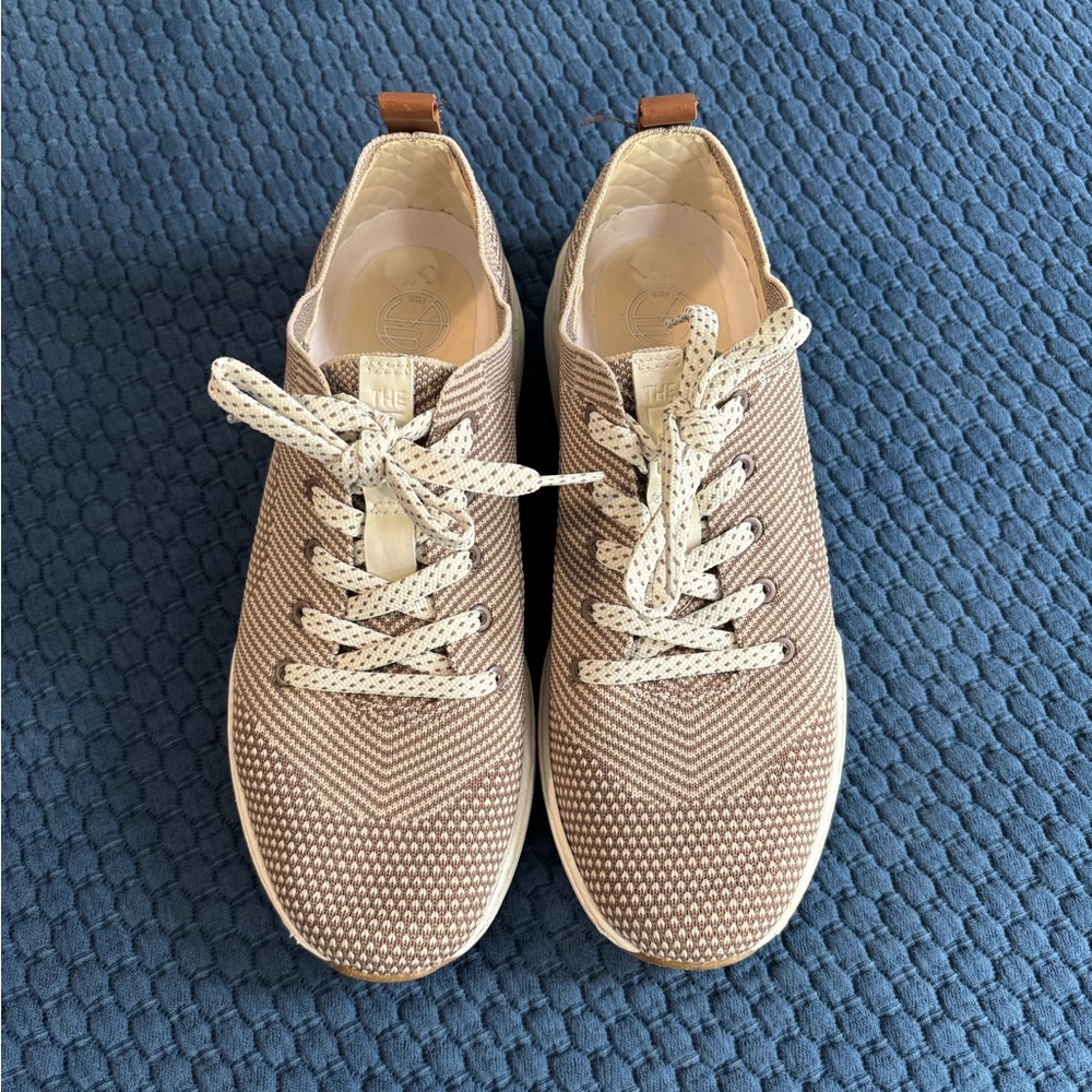Dr. Scholl's Women's Knit Sneakers in Light Brown and Cream